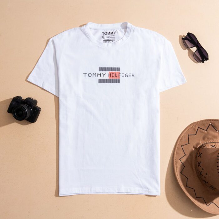⁦تيشيرت Tommy Hilfiger⁩ - الصورة ⁦3⁩
